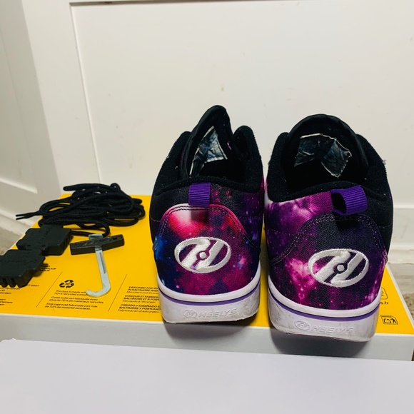Heelys Galaxy Pro 20 Youth Size 6/ Women’s 7 tool, laces, and plugs included! - Picture 5 of 5